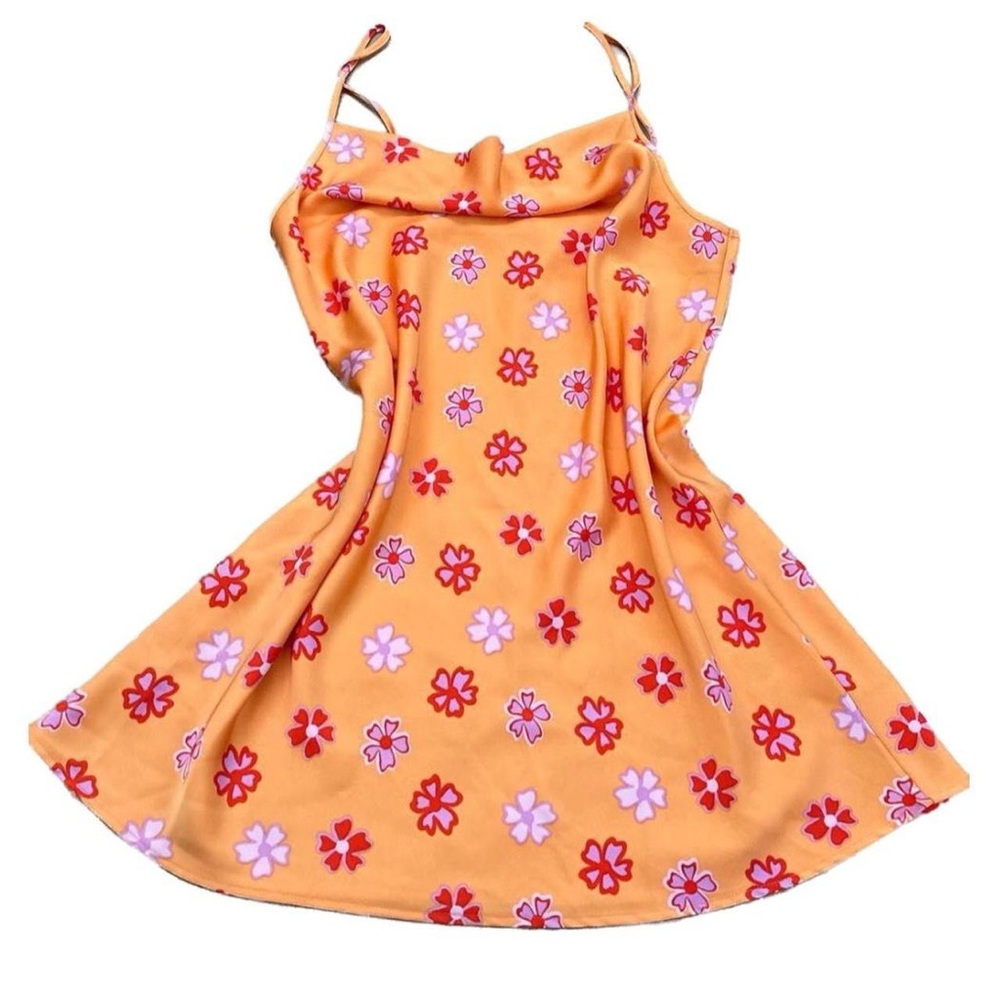 ⭐️COTTON ON - SATIN FLORAL A-LINE MINI DRESS IN ORANGE
